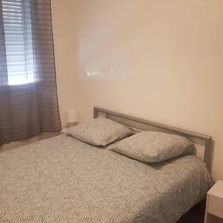 Appartement Au Centre De Reims